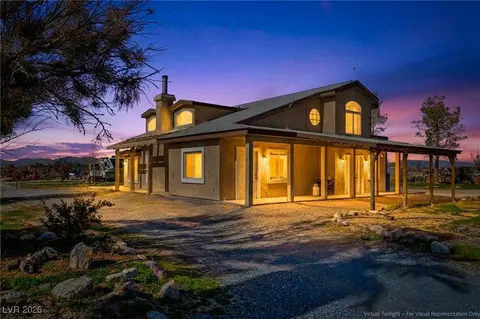 2570 E Kellogg Rd, Pahrump, NV 89048