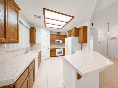 5060 Wheatland Dr, Pahrump, NV 89061