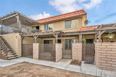 647 Pepper Tree Cir, Henderson, NV 89014