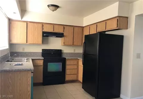 3500 Mercury St #G, North Las Vegas, NV 89030