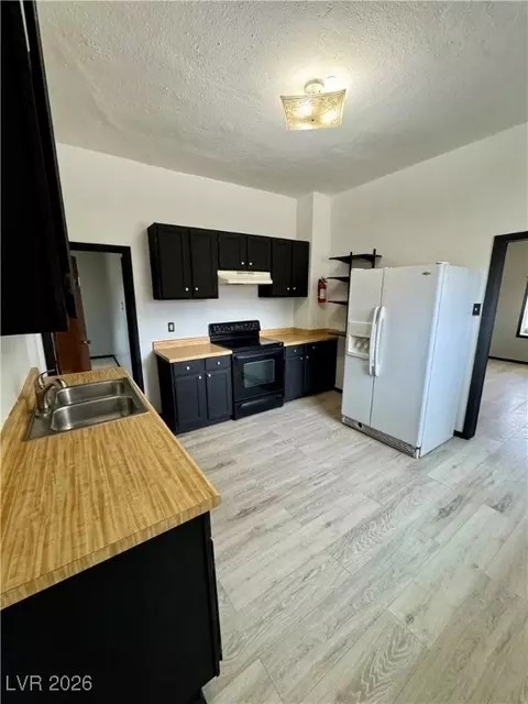Kitchen - 1124 Avenue H, Ely, NV 89301 photo 4 of 4