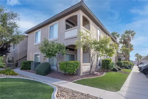 2305 W Horizon Ridge Pkwy #3921, Henderson, NV 89052
