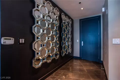 4525 Dean Martin Dr #2000, Las Vegas, NV 89103