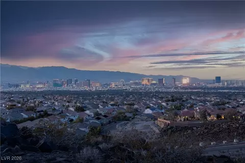 348 Unicorn Hills Dr, Henderson, NV 89012