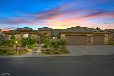 9747 Cathedral Pines Ave, Las Vegas, NV 89149