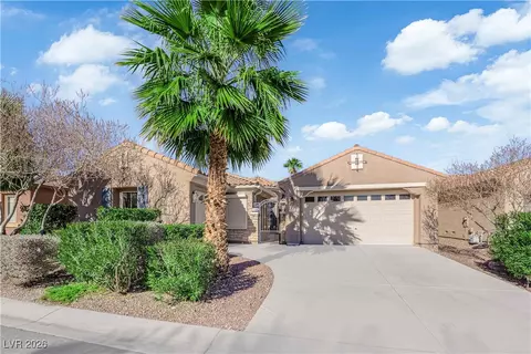 7304 Royal Melbourne Dr, Las Vegas, NV 89131