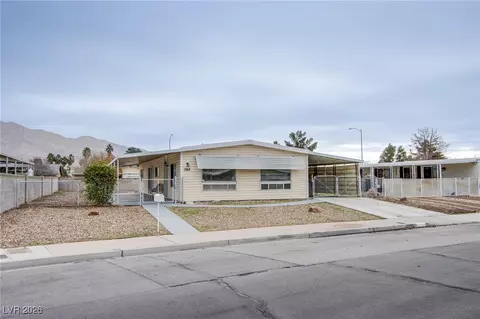 360 Sir Richard East Dr, Las Vegas, NV 89110