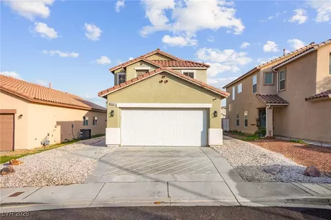9520 Crown Pines Ct, Las Vegas, NV 89123