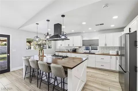 3452 Falla St, Las Vegas, NV 89146