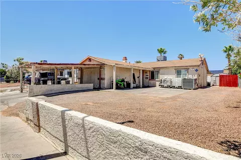 6216 Molino St, Las Vegas, NV 89108