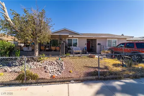 4945 Rita Dr, Las Vegas, NV 89121