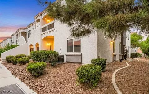 700 Carnegie St #2011, Henderson, NV 89052