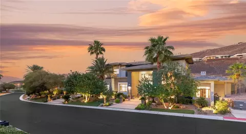 584 Saint Croix St, Henderson, NV 89012