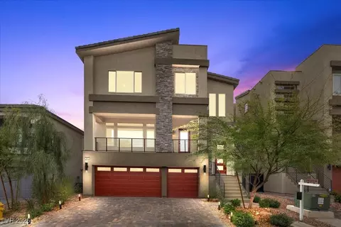 7077 Sunland Hills Ave, Las Vegas, NV 89113
