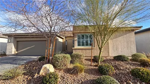 5119 E Long Leaf Ct, Pahrump, NV 89061