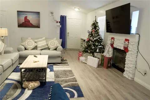 8940 Quarrystone Way, Las Vegas, NV 89123