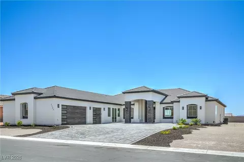 1525 Heights Dr, Logandale, NV 89021
