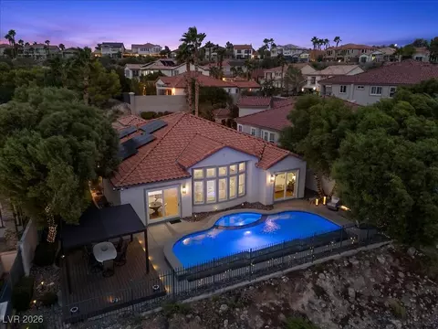 1327 Panini Dr, Henderson, NV 89052