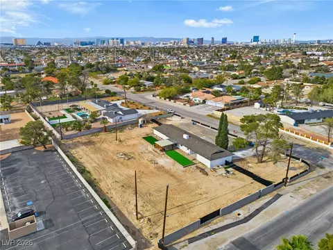 2583 Emerald Ave, Las Vegas, NV 89120