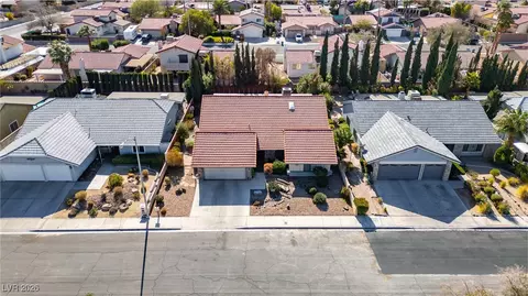 5873 Corazon Dr, Las Vegas, NV 89103