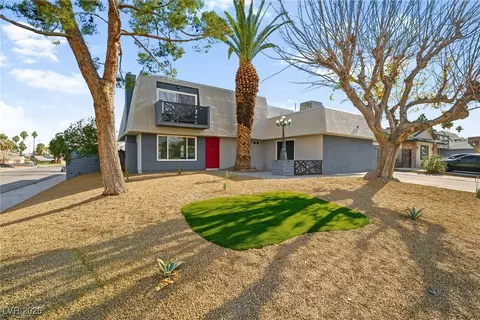 3020 Garnet Ct, Las Vegas, NV 89121