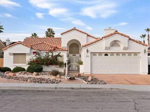 7908 Bridge Gate Dr, Las Vegas, NV 89128