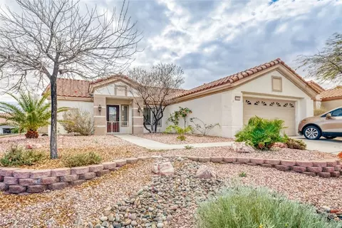 2728 Darby Falls Dr, Las Vegas, NV 89134