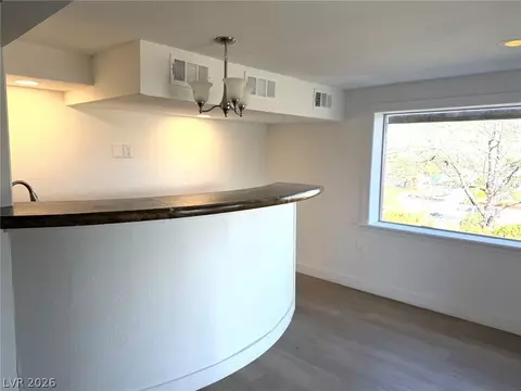 Living - 1 Carson Ct, Ely, NV 89301 photo 3 of 3