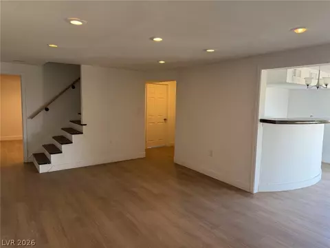 Living - 1 Carson Ct, Ely, NV 89301 photo 2 of 3
