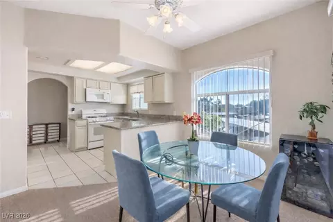 508 Indian Princess Dr #202, Las Vegas, NV 89145
