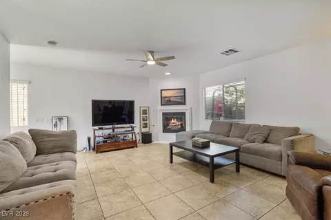 8940 Marmo Ave, Las Vegas, NV 89148