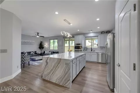 4922 Calabash Tree Ct, Las Vegas, NV 89148