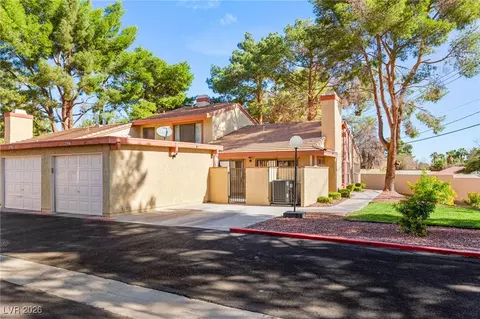 2394 Pickwick Dr, Henderson, NV 89014
