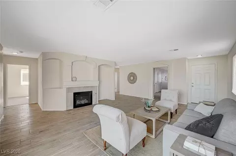 1911 Ona Marie Ave, North Las Vegas, NV 89032