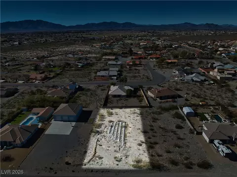 2110 S Zuni Ave, Pahrump, NV 89048