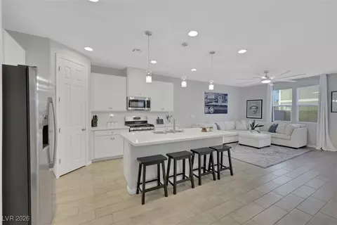 773 Aurora Vale Pl, Henderson, NV 89011
