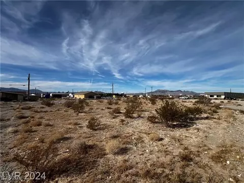 50 S Humahuaca St, Pahrump, NV 89048