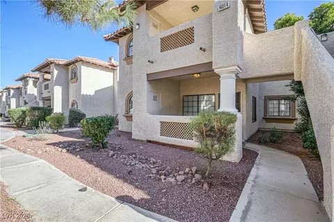 1421 Santa Margarita St #A, Las Vegas, NV 89146