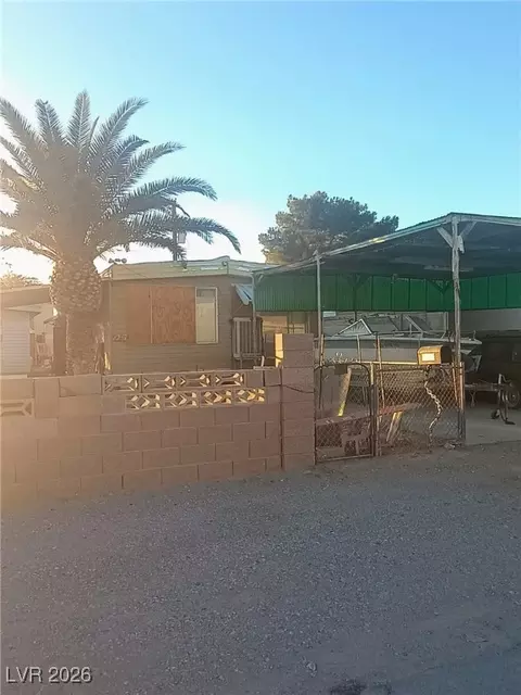 2237 Castleberry Ln, Las Vegas, NV 89156