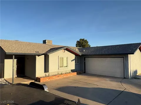 8212 Buccaneer Ln, Las Vegas, NV 89145