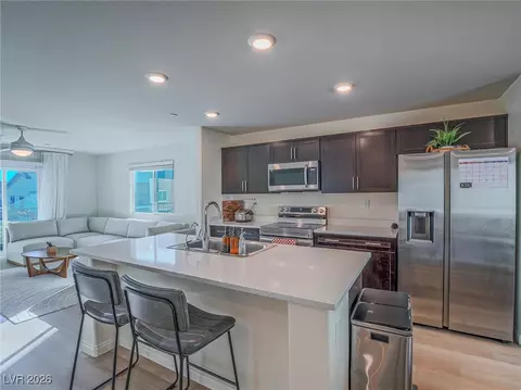 6843 Truffle Gray St, Las Vegas, NV 89148