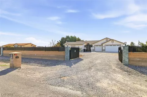 2461 E Deerskin St, Pahrump, NV 89048