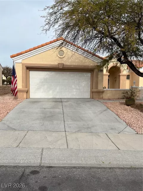 10800 Mission Lakes Ave, Las Vegas, NV 89134