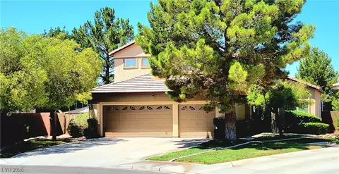 990 Crescent Meadows Ct, Henderson, NV 89052