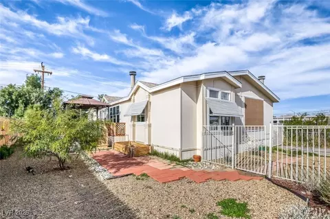 416 Pueblo Pl, Henderson, NV 89015