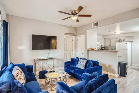7701 W Robindale Rd #149, Las Vegas, NV 89113