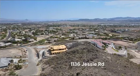 1136 Jessie Rd, Henderson, NV 89002