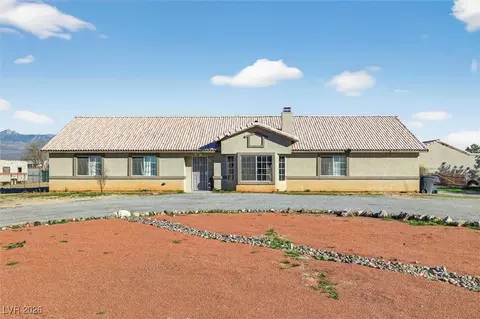 821 S Happy Ln, Pahrump, NV 89048