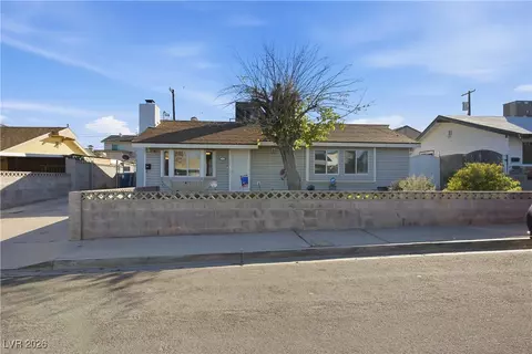 5213 Sugarfoot Ave, Las Vegas, NV 89107