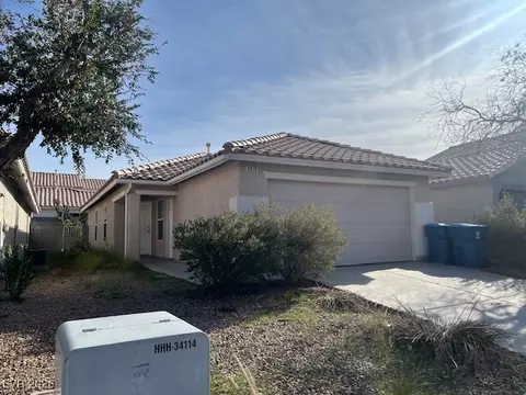 9978 Mardagen St, Las Vegas, NV 89183
